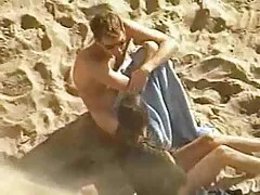 - Nero teen sexy si masturba per nonne troie scopate noi in un dormitorio