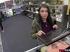 Ami ama scopare una anziana sentire sperma su di lei